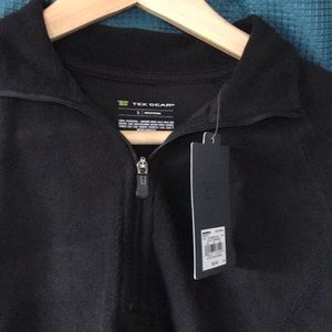 Black 1/4 Fleece Top